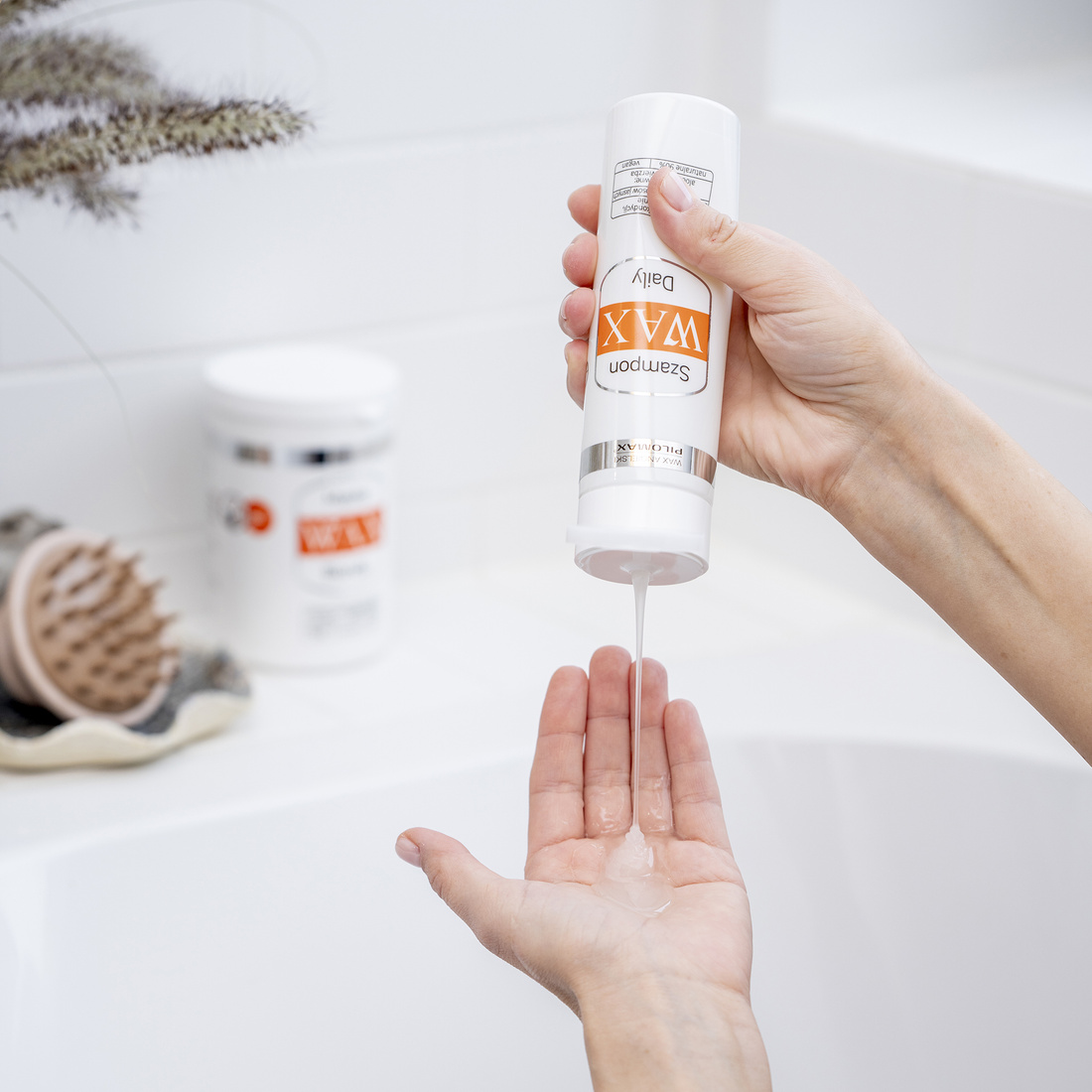 Szampon do włosów jasnych z aloesem WAX DAILY 200ml